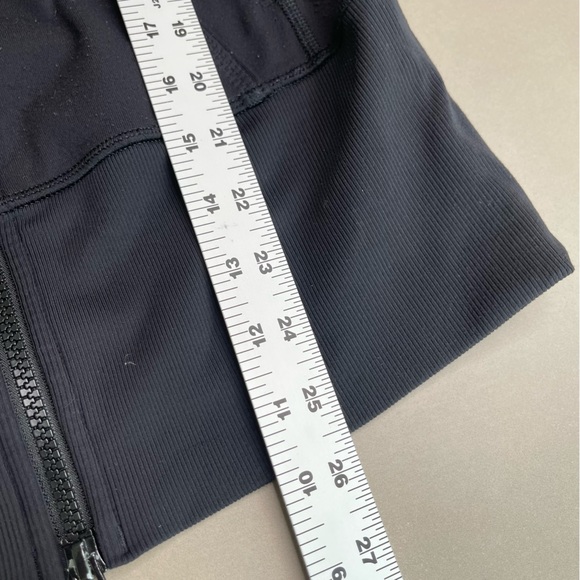 Lululemon Nice Asana Jacket Double Zipper Full Zip Size 2 Black Lion Full Length - Picture 9 of 12